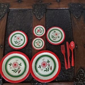 Vintage Toy metal dish set. 9 pieces. Flower on Front of plates.